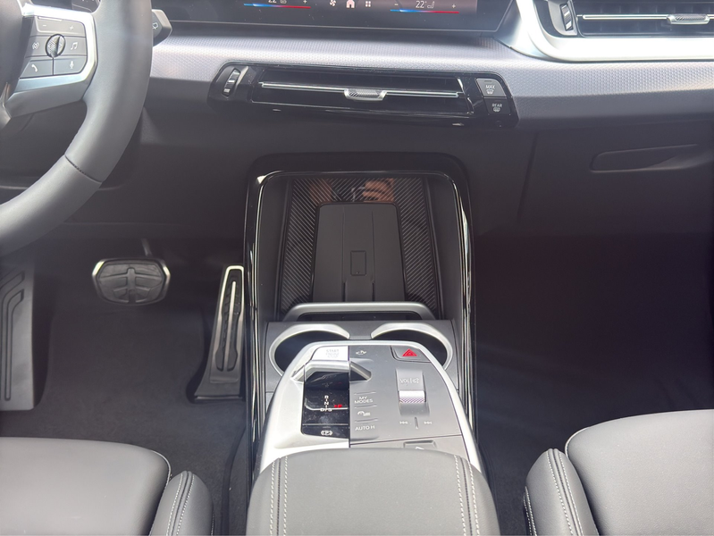 BMW X1 sDrive18d — photo 14