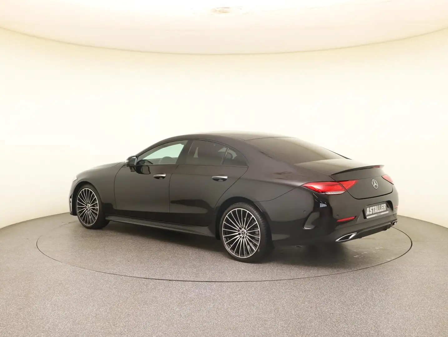Mercedes-Benz CLS 400 d 4M AMG Line 2x Night+Distron+Sitzklima Černá - 2