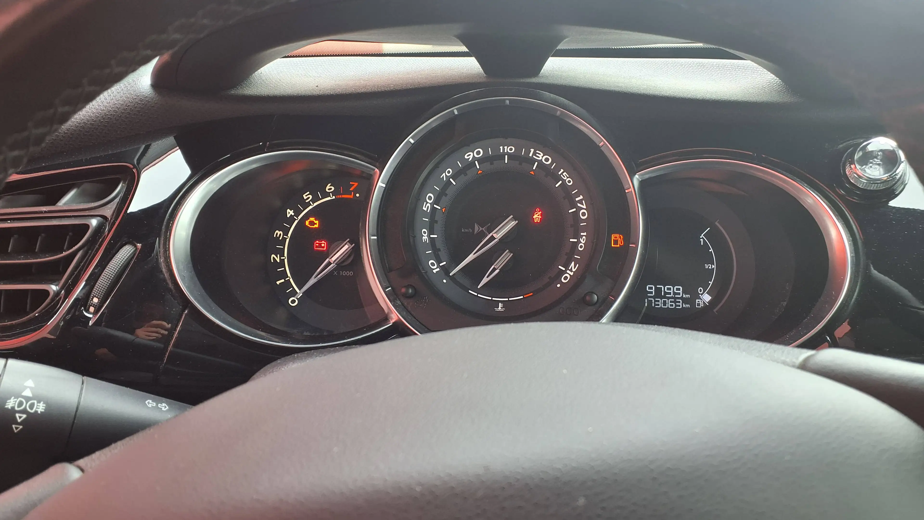 Citroen DS3 DS3 PureTech 82 SoChic — photo 11