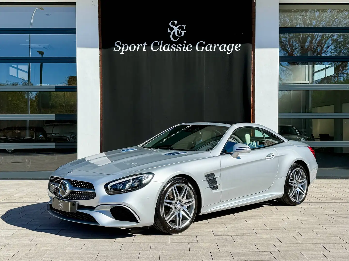 Mercedes-Benz SL 400 Roadster | AMG Line | FULL SERVICE MB | PANO Silber - 1