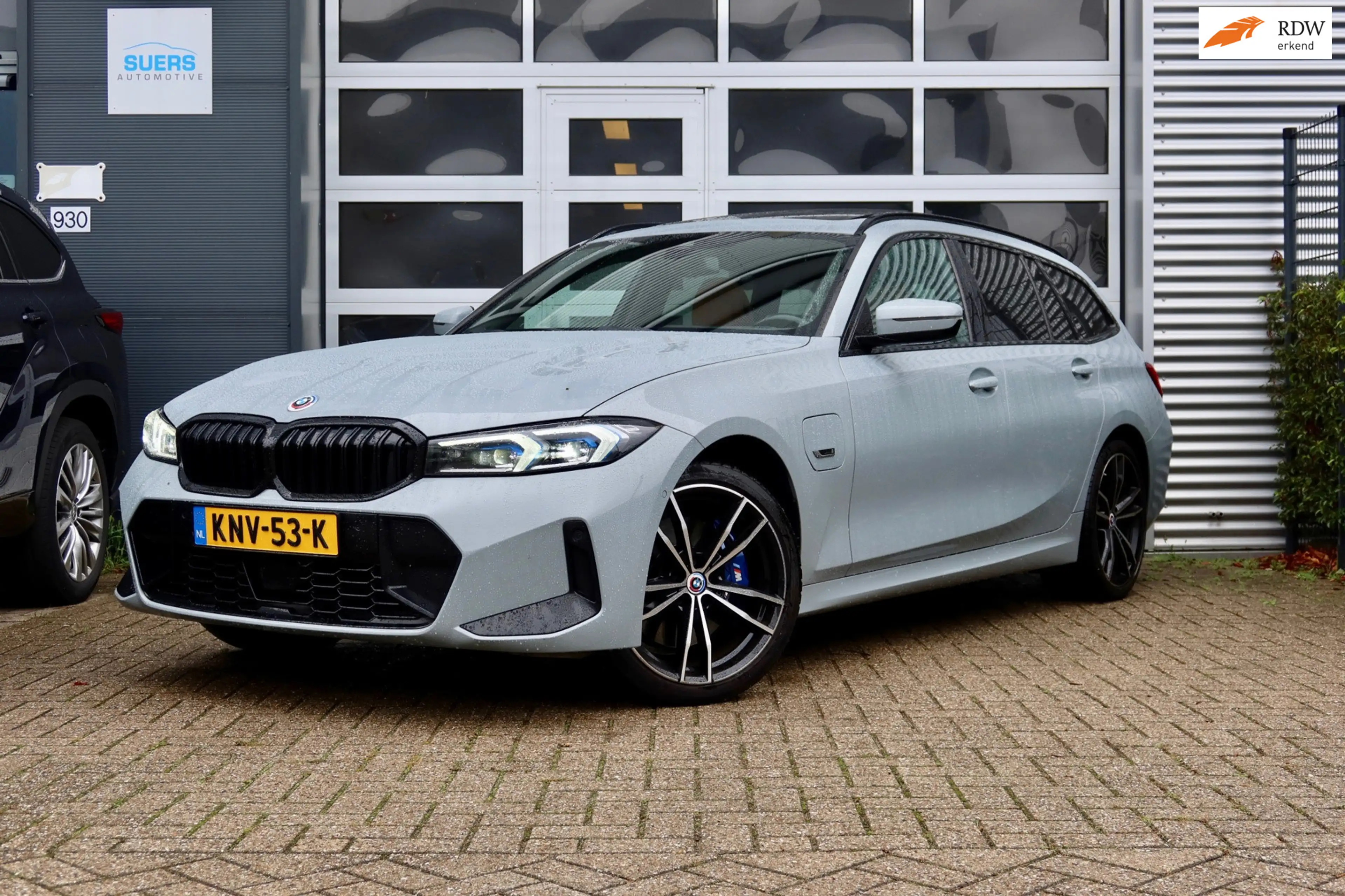 BMW 330 E xDrive | M Sport | Memory | Pano | Trekhaak | Ca