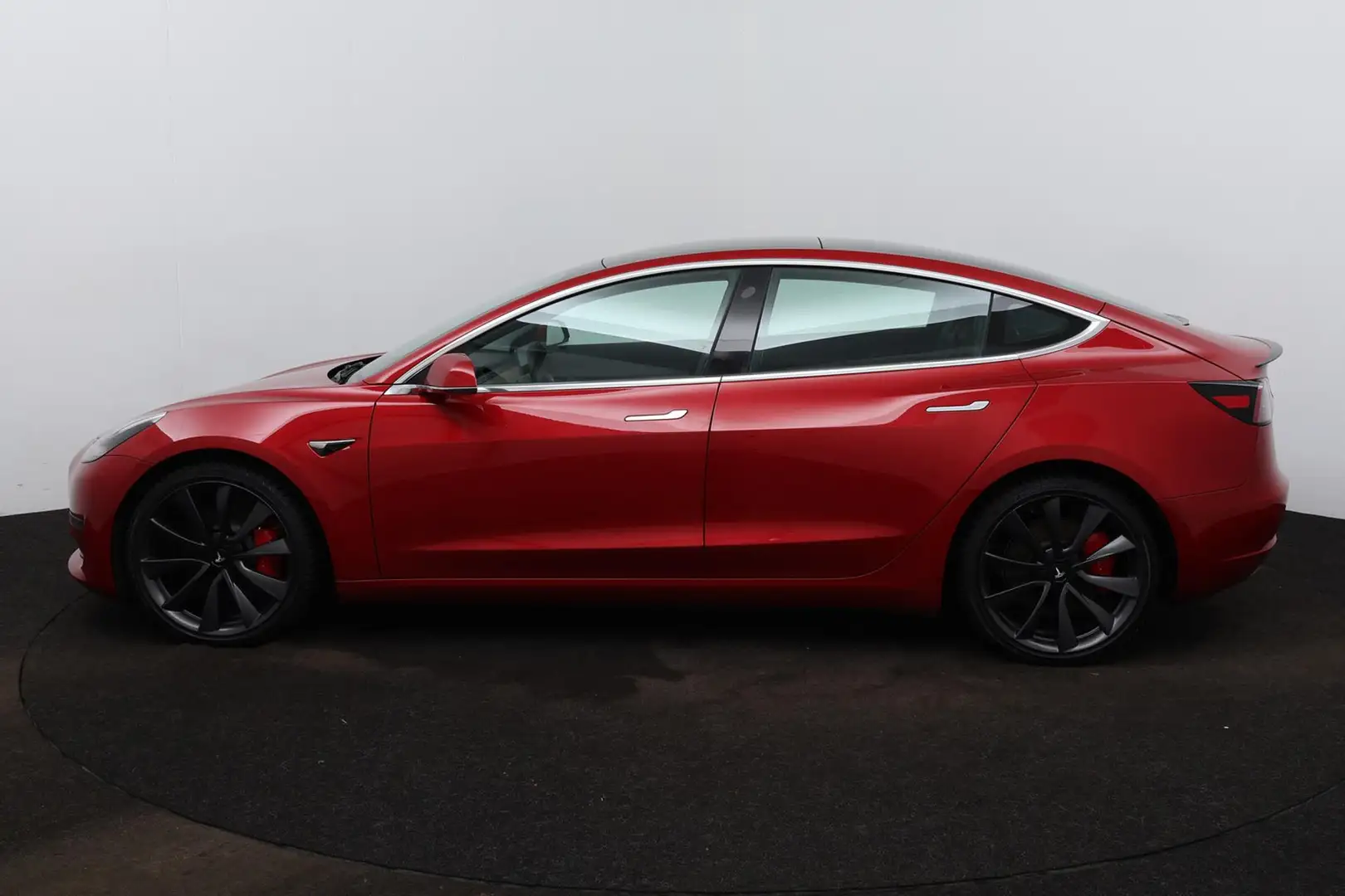 Tesla Model 3 Performance - 20inch - Pano - Leder Red - 2