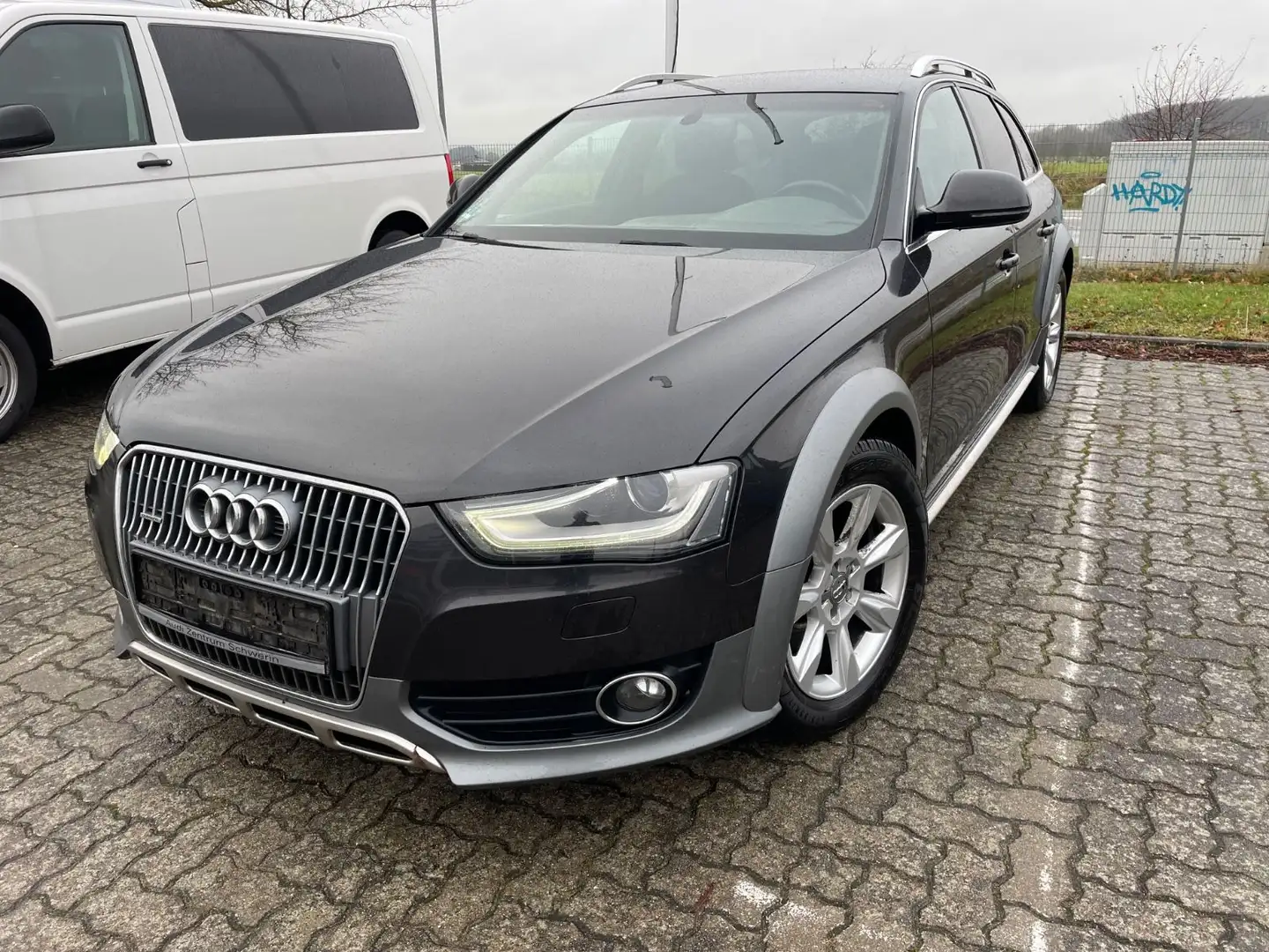 Audi A4 allroad quattro 2.0 TDI Grau - 2