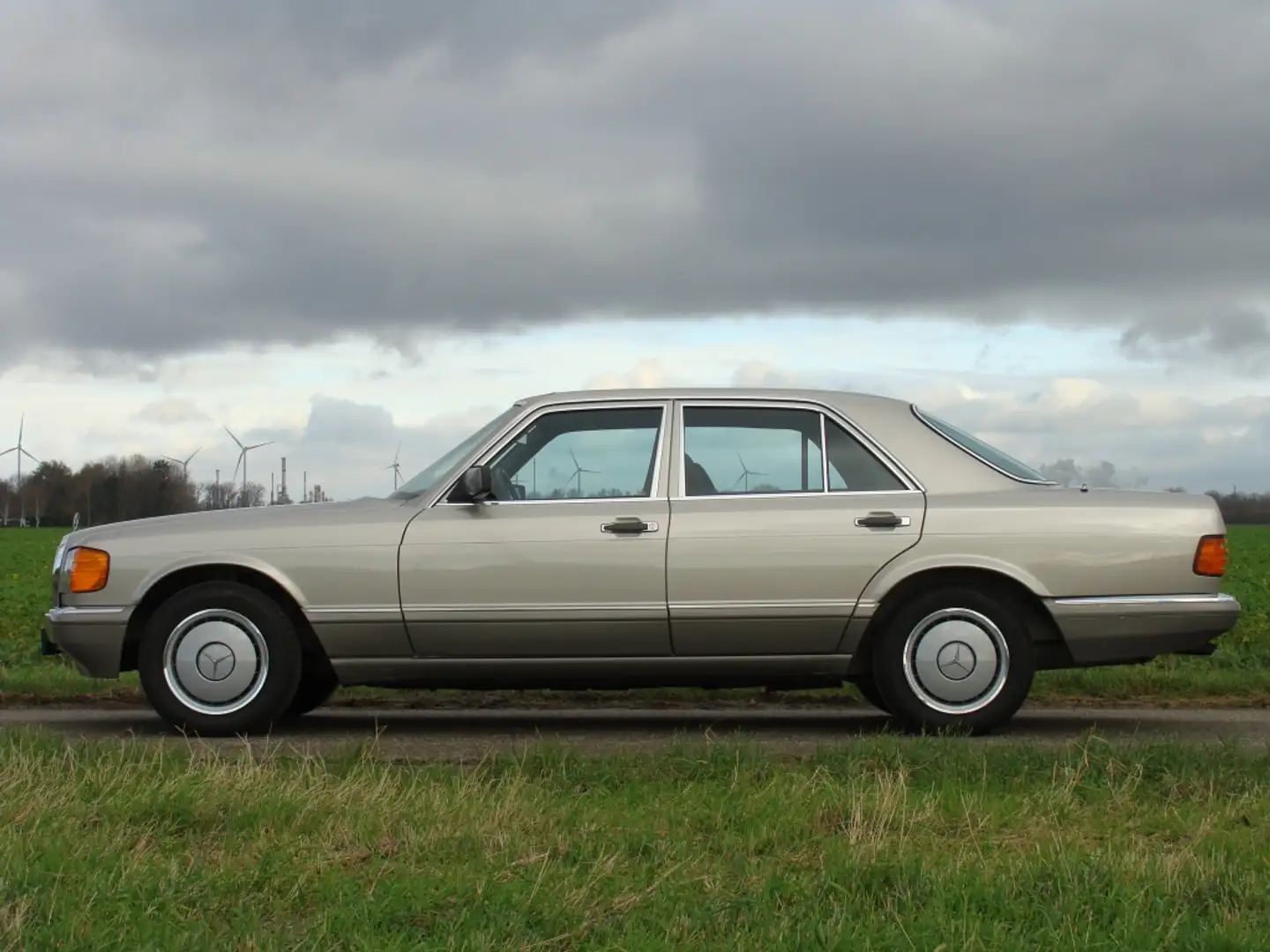 Mercedes-Benz 300 SE | AIRCO | CRUISE | PULLMAN | AUT Beige - 2