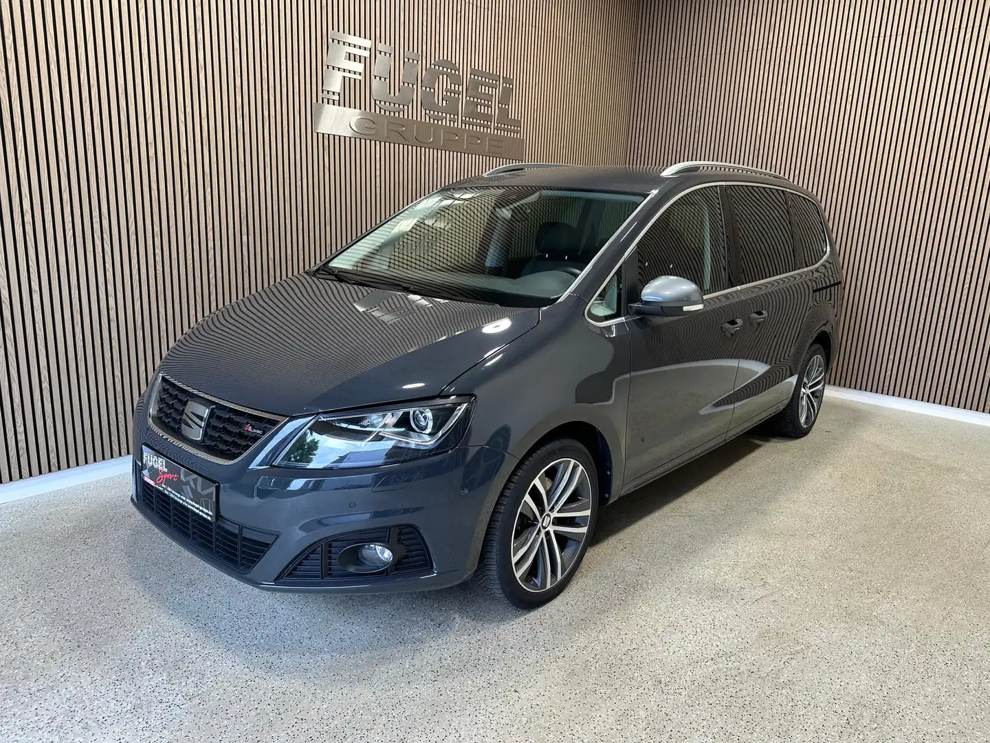SEAT Alhambra 1.4 TSI FR-Line Xenon|SHZ|ACC|Navi Grau - 2