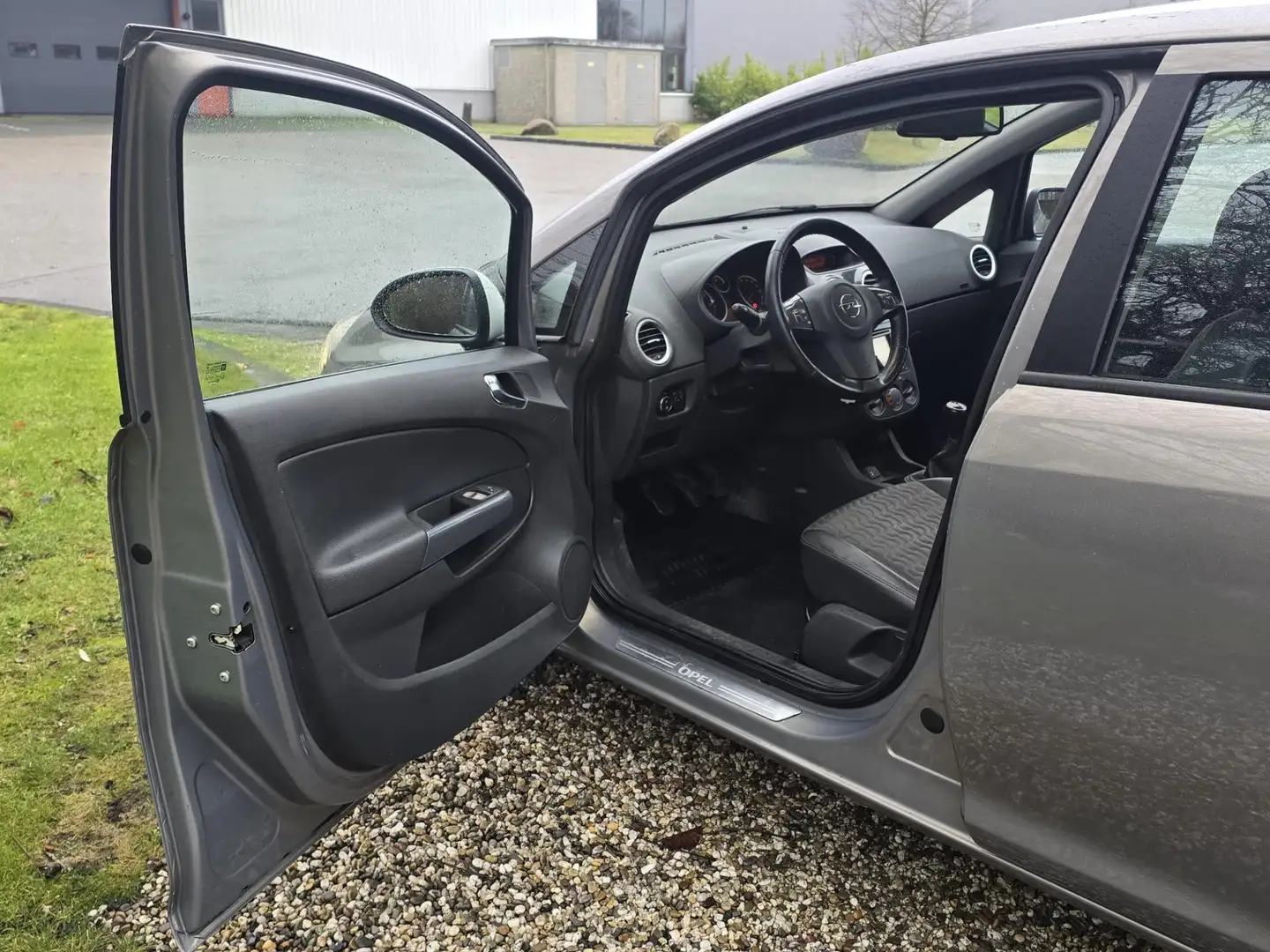 Opel Corsa 1.3 CDTi EcoFlex S/S Cosmo Braun - 2