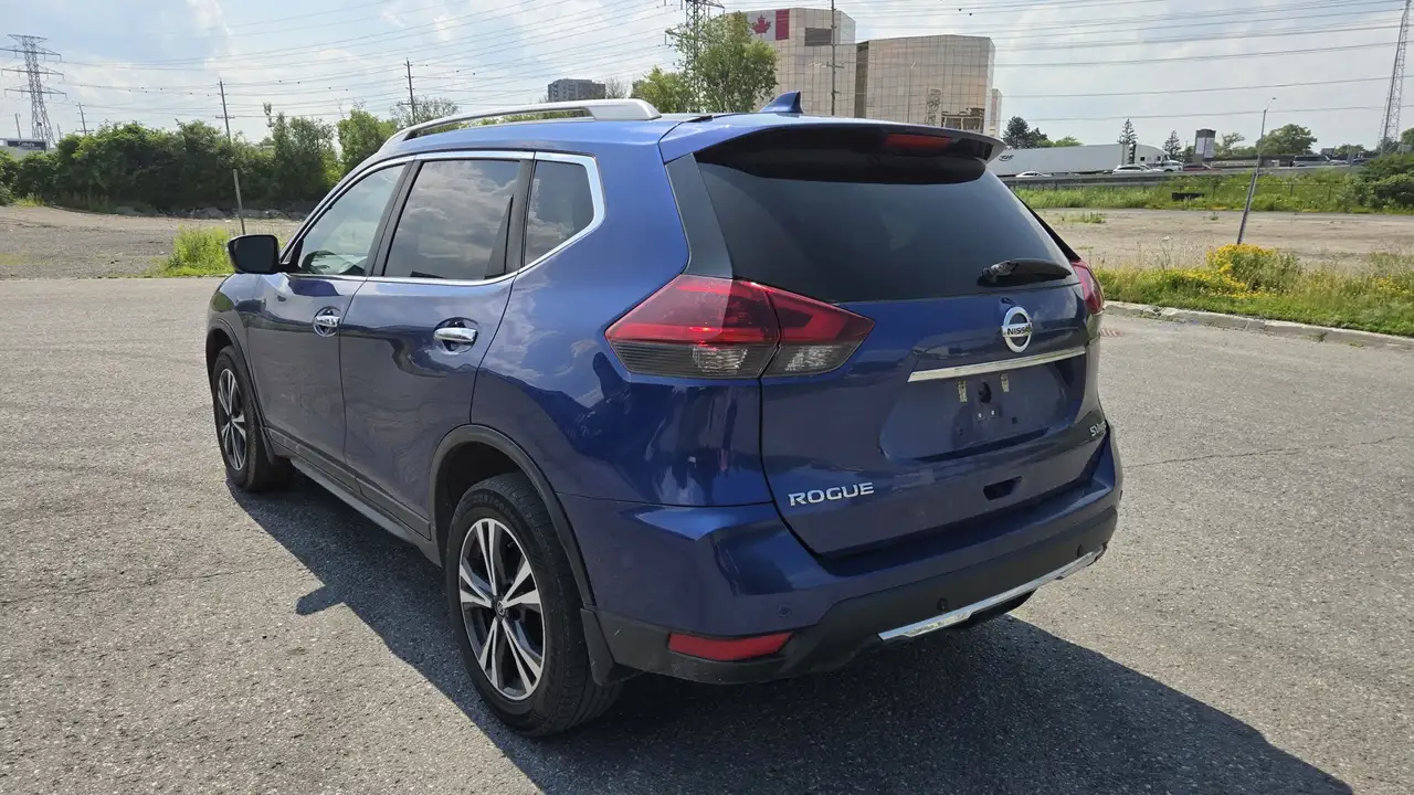 Nissan Rogue снимка Nissan Rogue