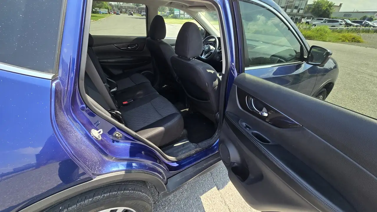Nissan Rogue снимка Nissan Rogue