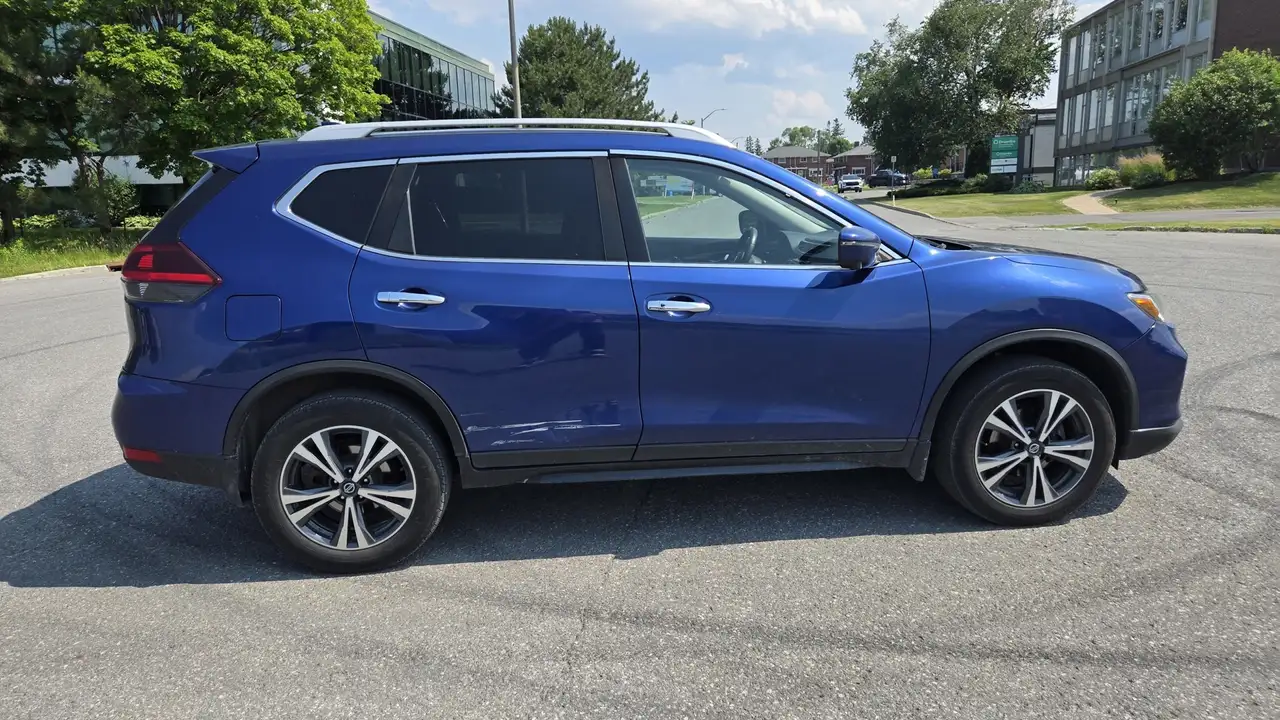 Nissan Rogue снимка Nissan Rogue