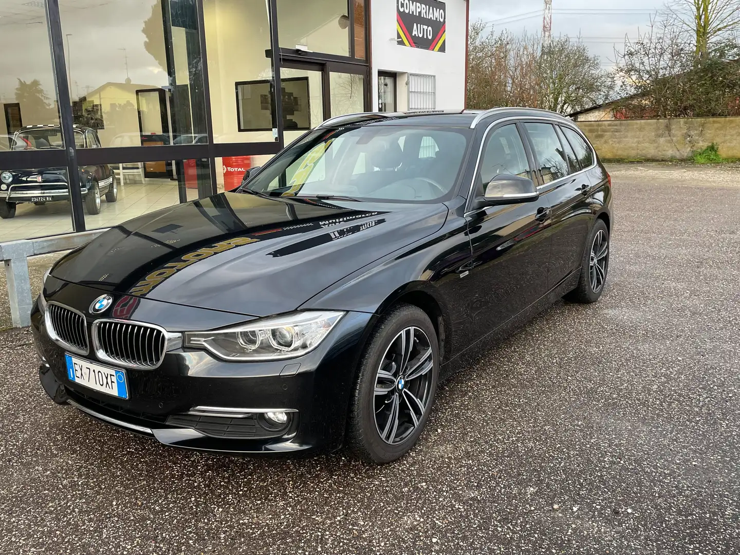 BMW 318 318d Touring Luxury navi+gancio traino X NEOPAT Noir - 1