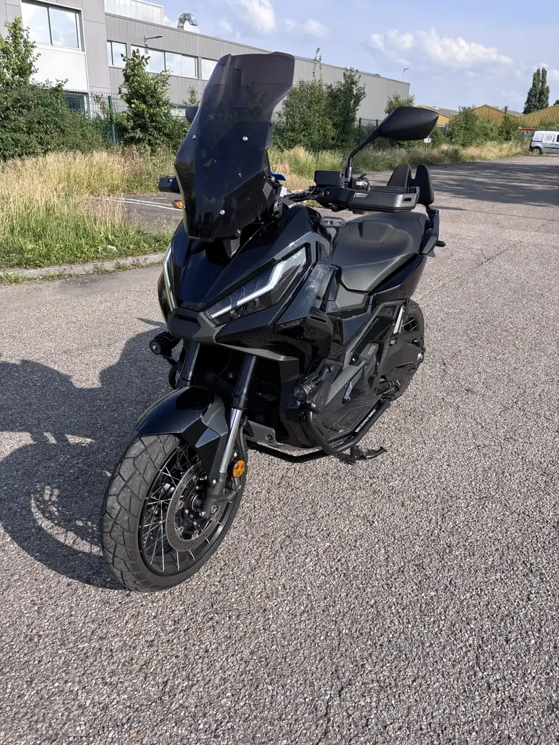 Honda X-ADV - 1