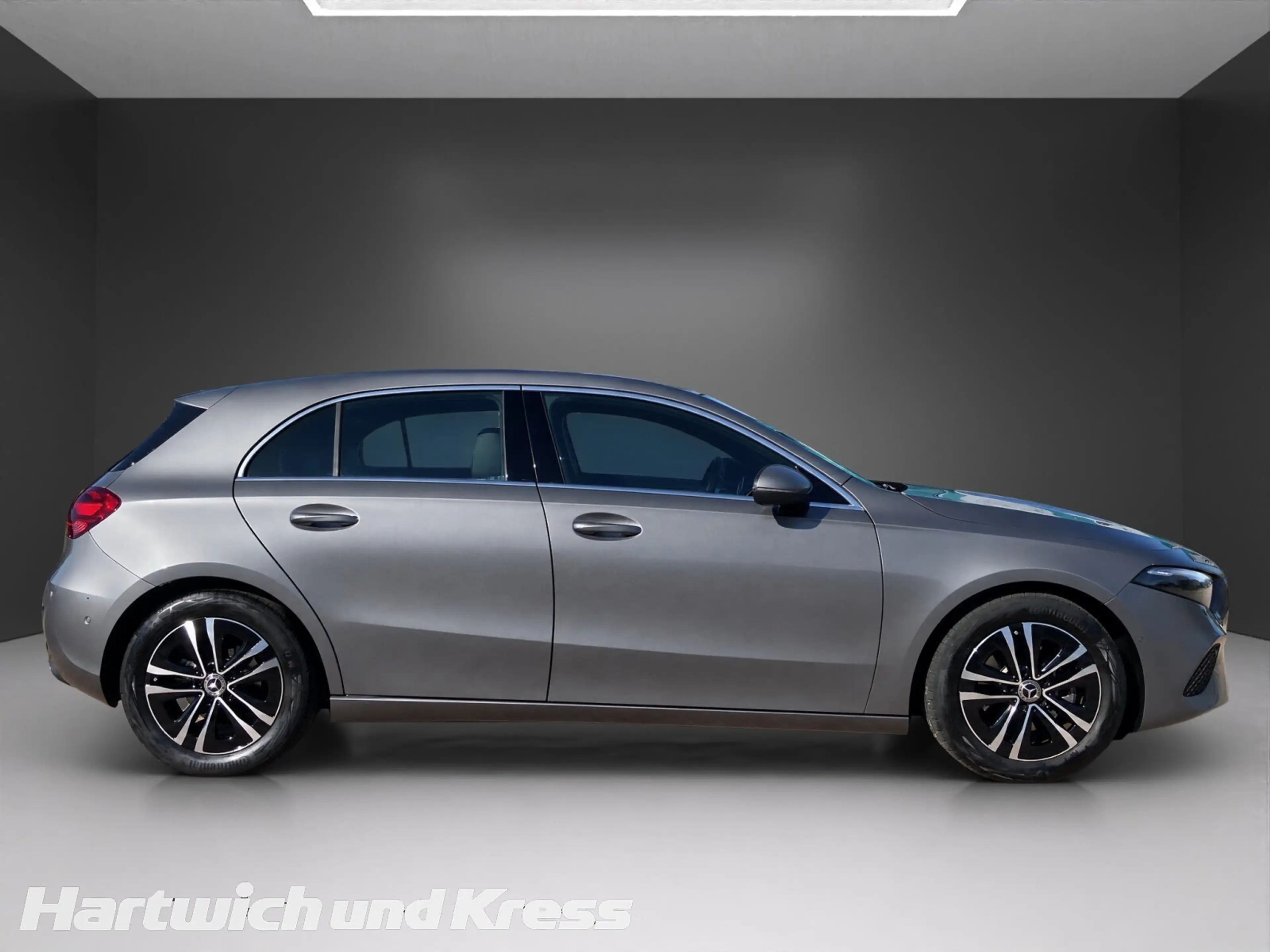 Mercedes-Benz A 200 A 200 Progressive Line Advanced+Pano+Memory+Distronic+Fahrassistenz-Paket+CarPlay+ — photo 7