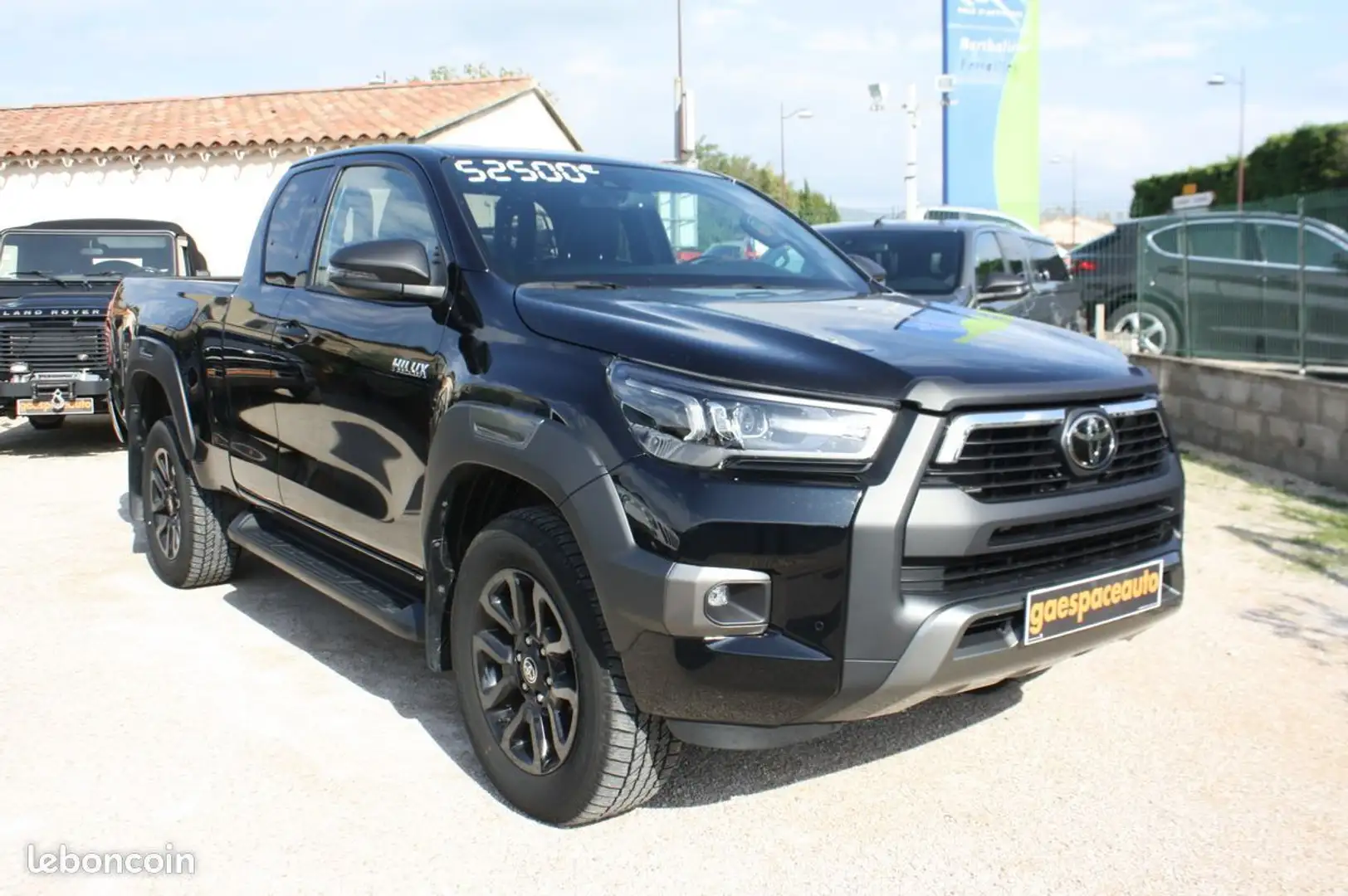 Toyota Hilux invincible 204cv Bva Noir - 1