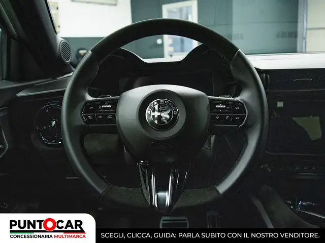 Alfa Romeo Junior view 8