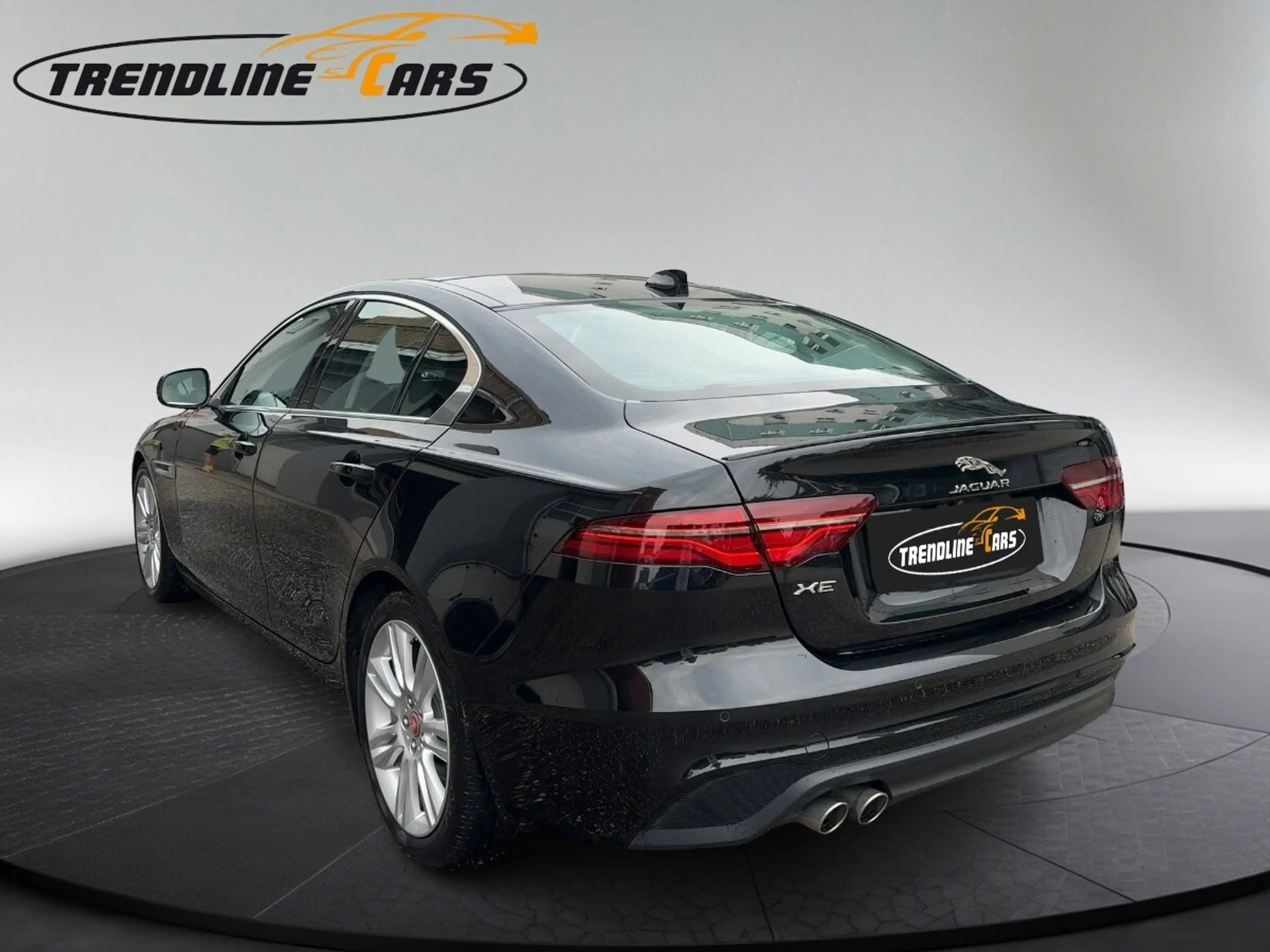 Jaguar XE D200 SE Aut. — photo 4