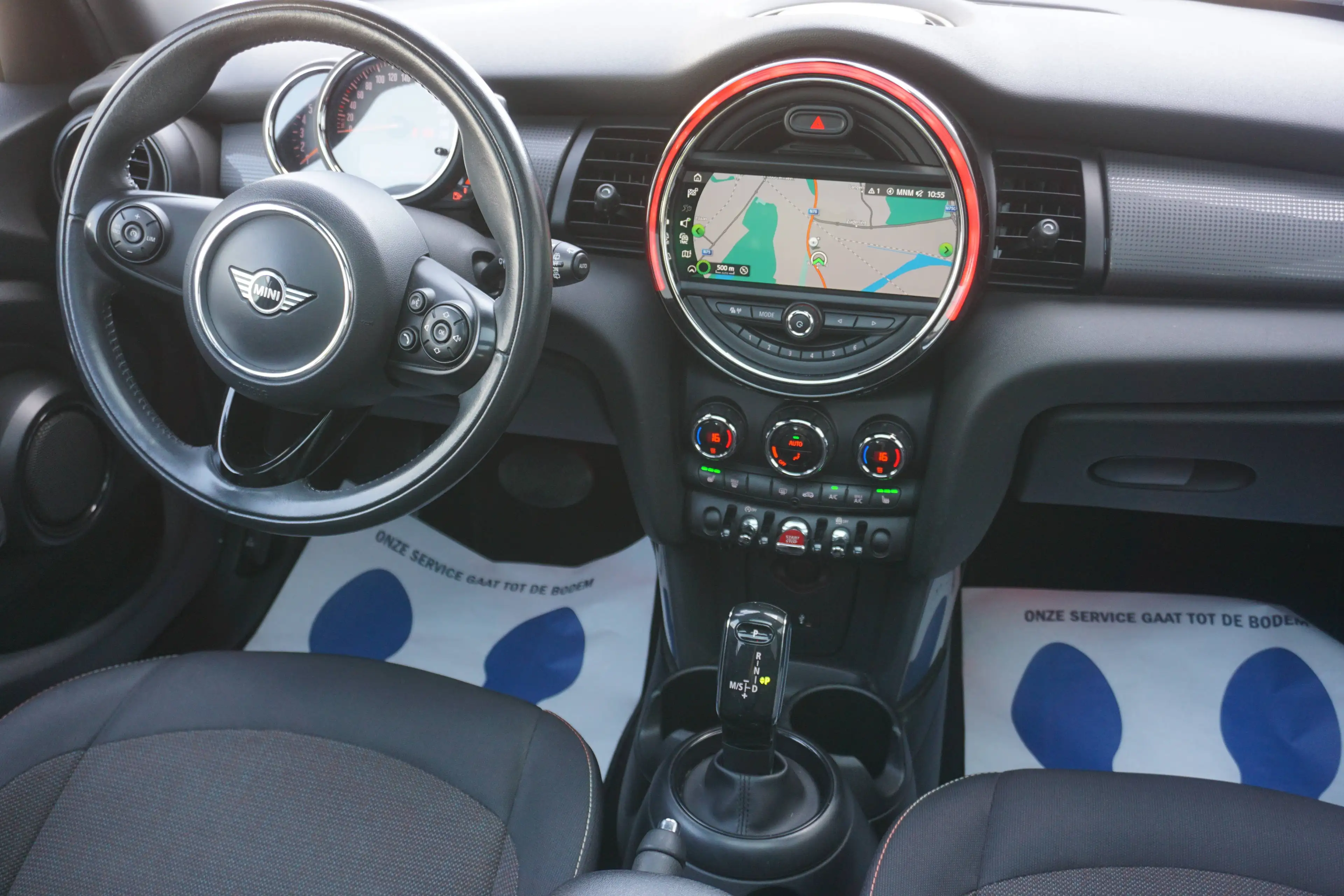 MINI Cooper D Mini 1.5 DA Cooper  Aut-Navi-Pano-Airco-PDC-Garantie — photo 6