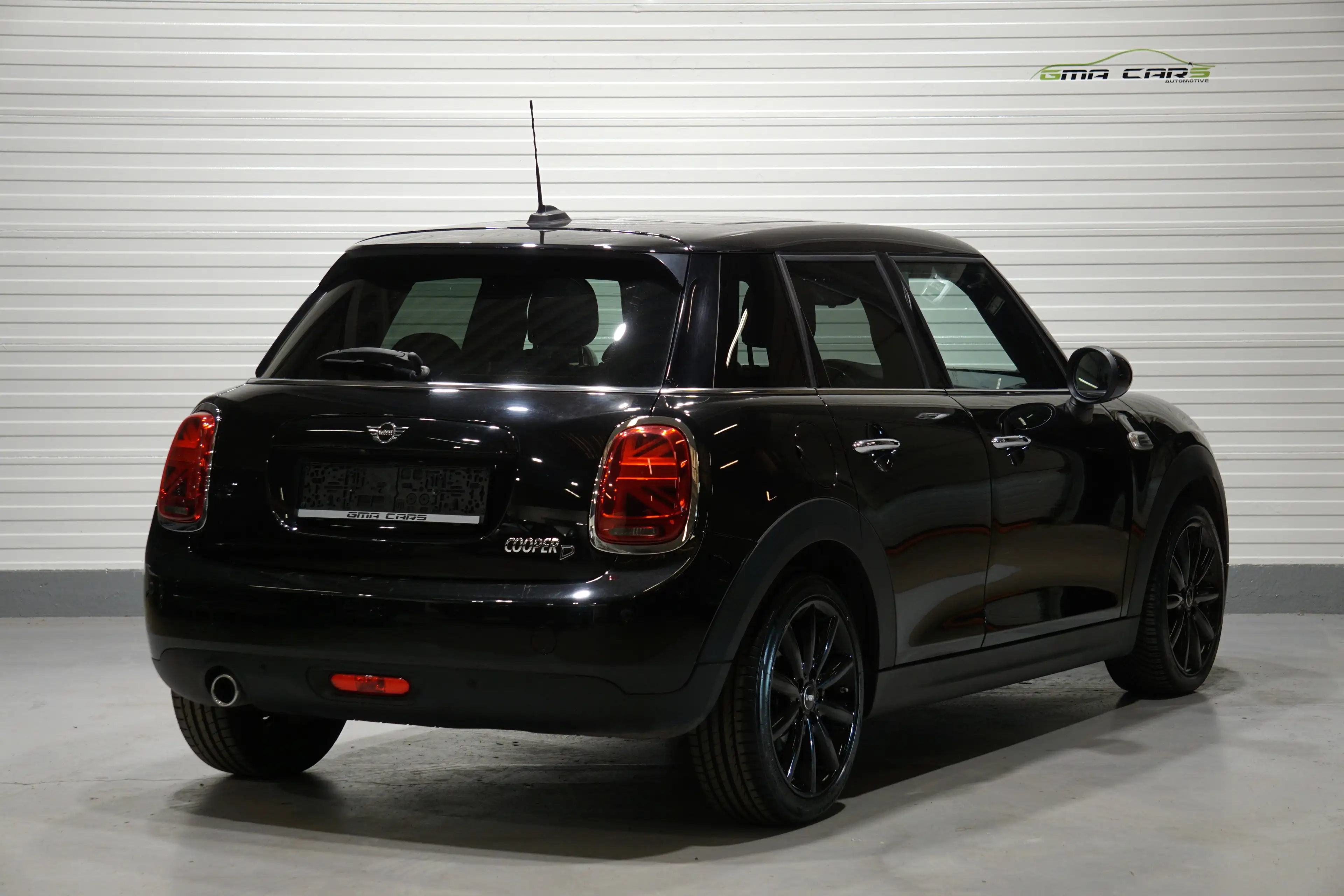 MINI Cooper D Mini 1.5 DA Cooper  Aut-Navi-Pano-Airco-PDC-Garantie — photo 4