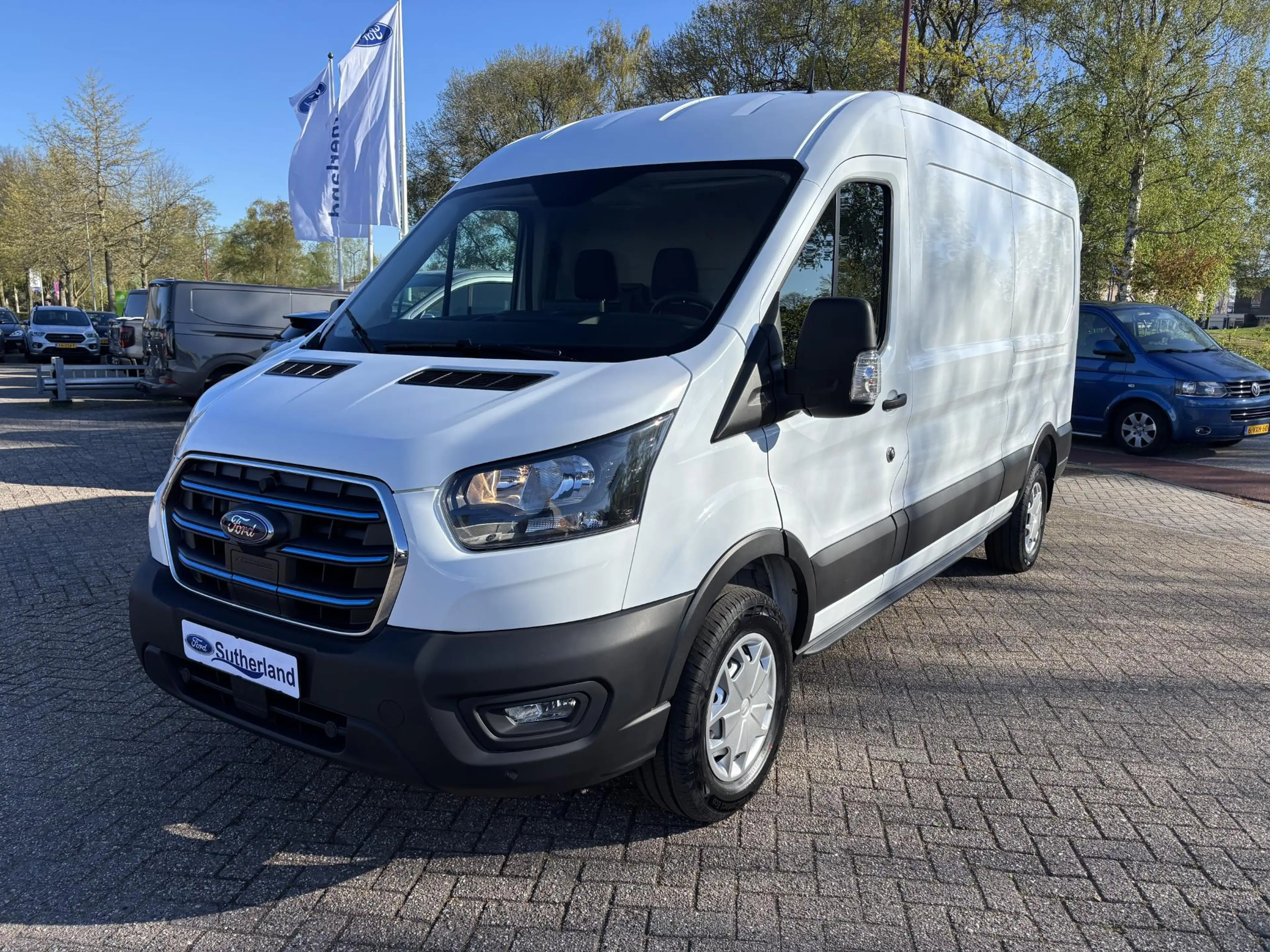 Ford E-Transit 350 L3H2 Ambiente 68 kWh | Scherm | Stoelverwarmin — photo 3