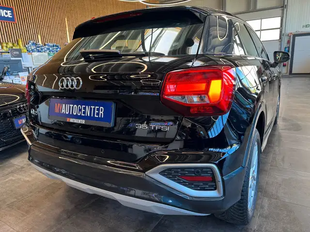 Audi Q2 view 2