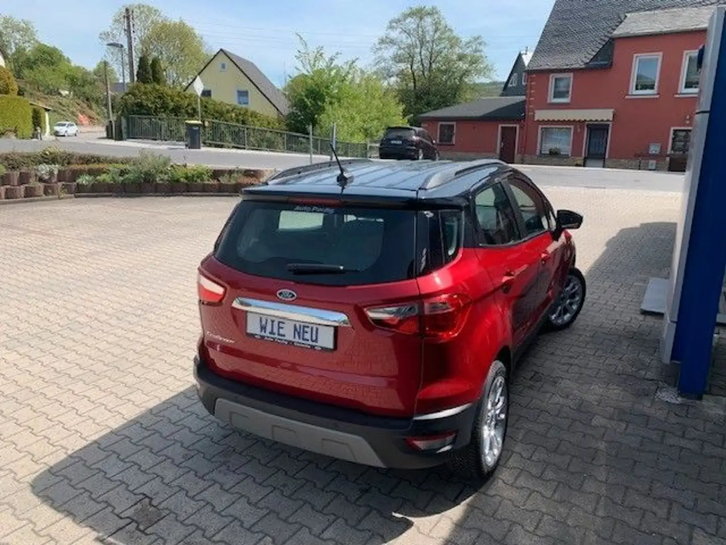 Ford EcoSport Titanium 125Ps nur 11.590 Km Rood - 2