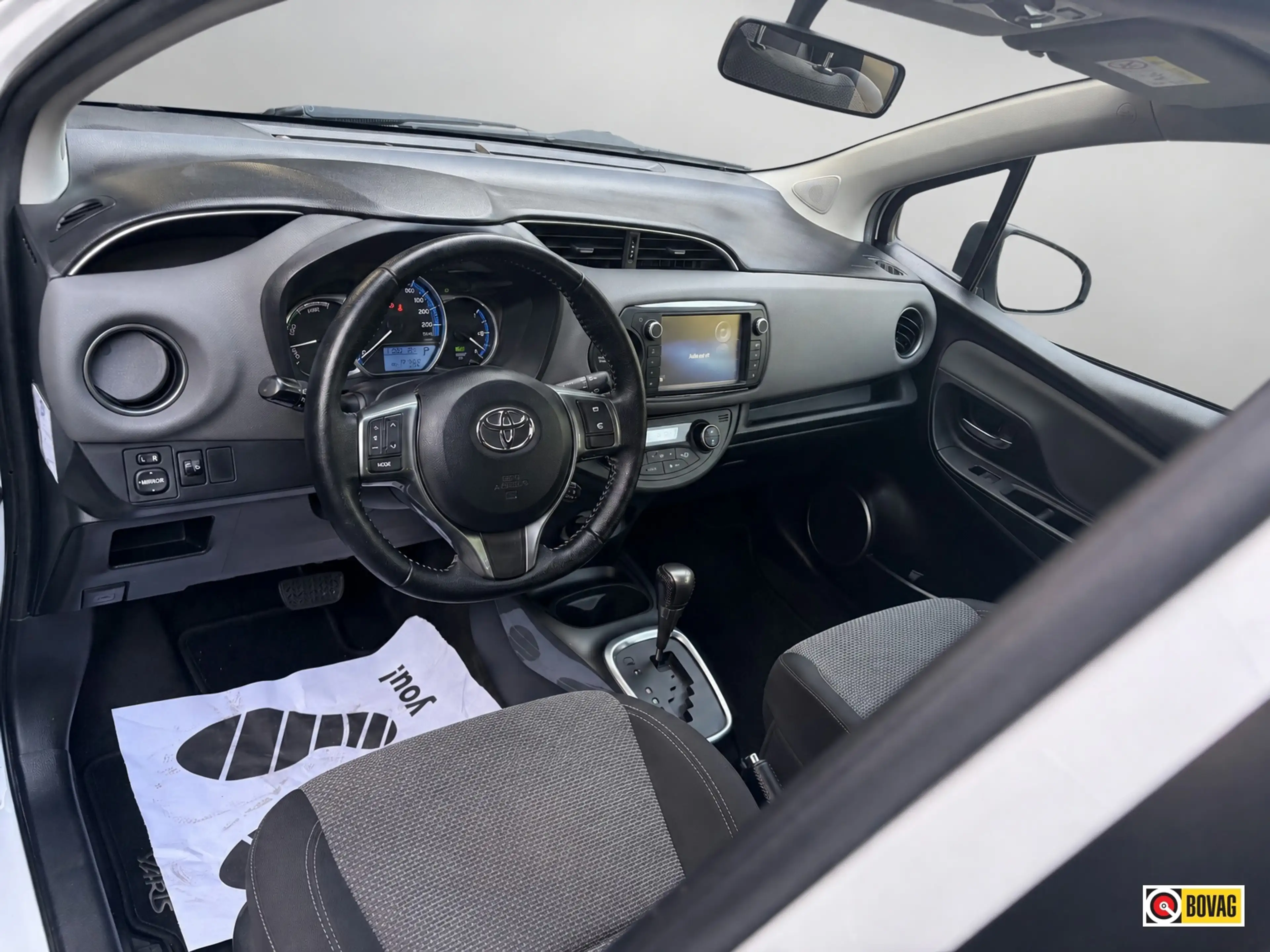 Toyota Yaris 1.5 Hybrid Aspiration AIRCO CAMERA BLUETOOTH CRUIS — photo 9