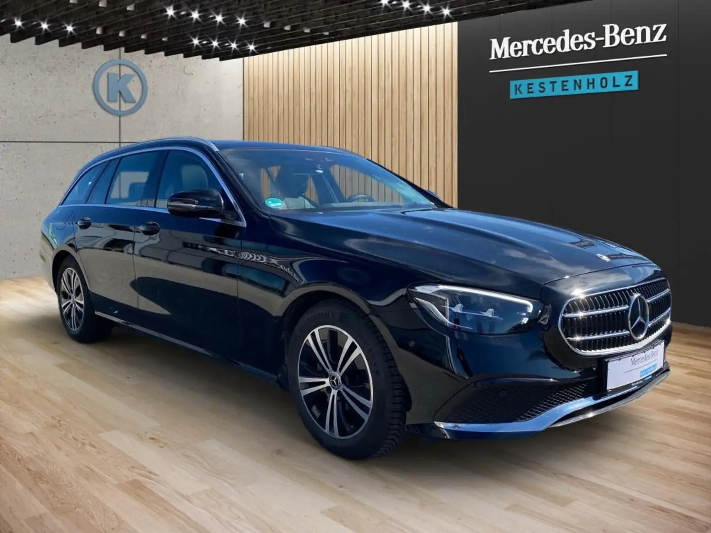 Mercedes-Benz E 200 d T *AVANTGARDE*MBUX*AHK*PANO*NAVI*SHZ* Negro - 2