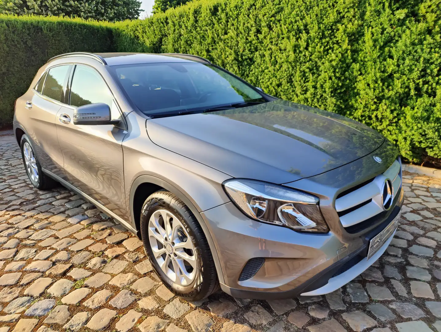 Mercedes-Benz GLA 180 Park Camera Grey - 1