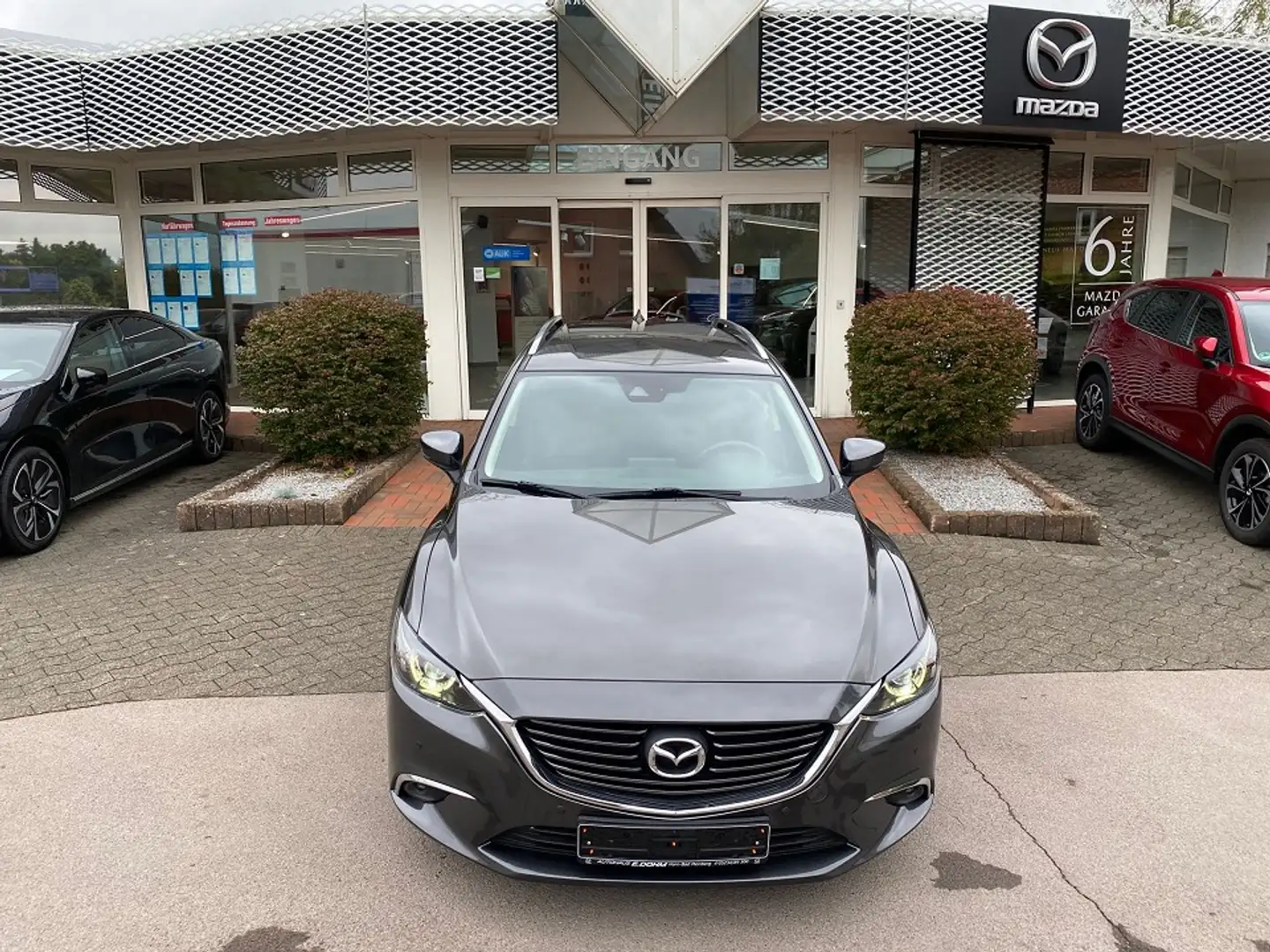 Mazda 6 EXCLUSIVE-LINE Grau - 2