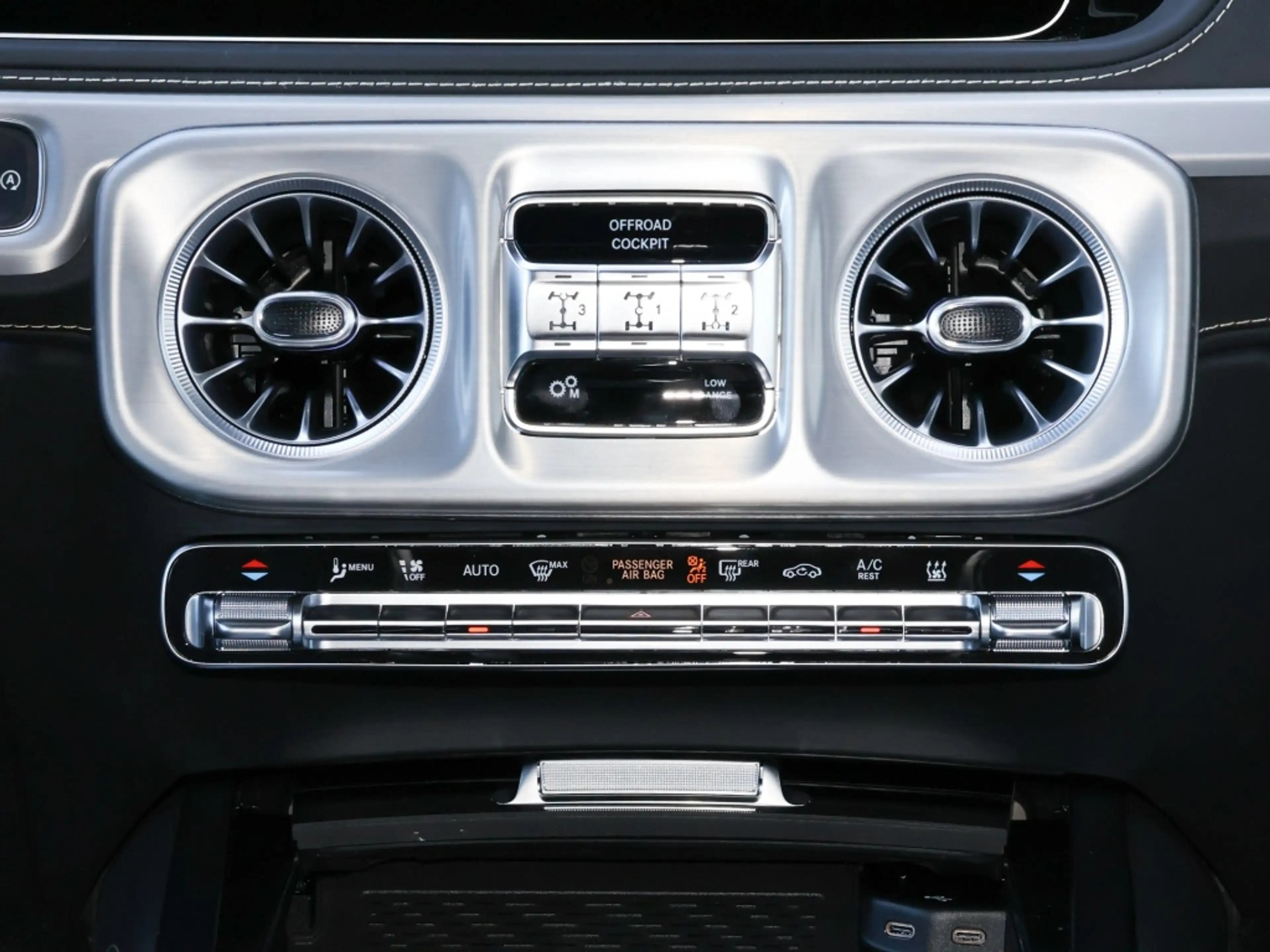 Mercedes-Benz G 63 AMG AMG-Sport/Night/Stdhz/360/Cam/Leder — photo 10