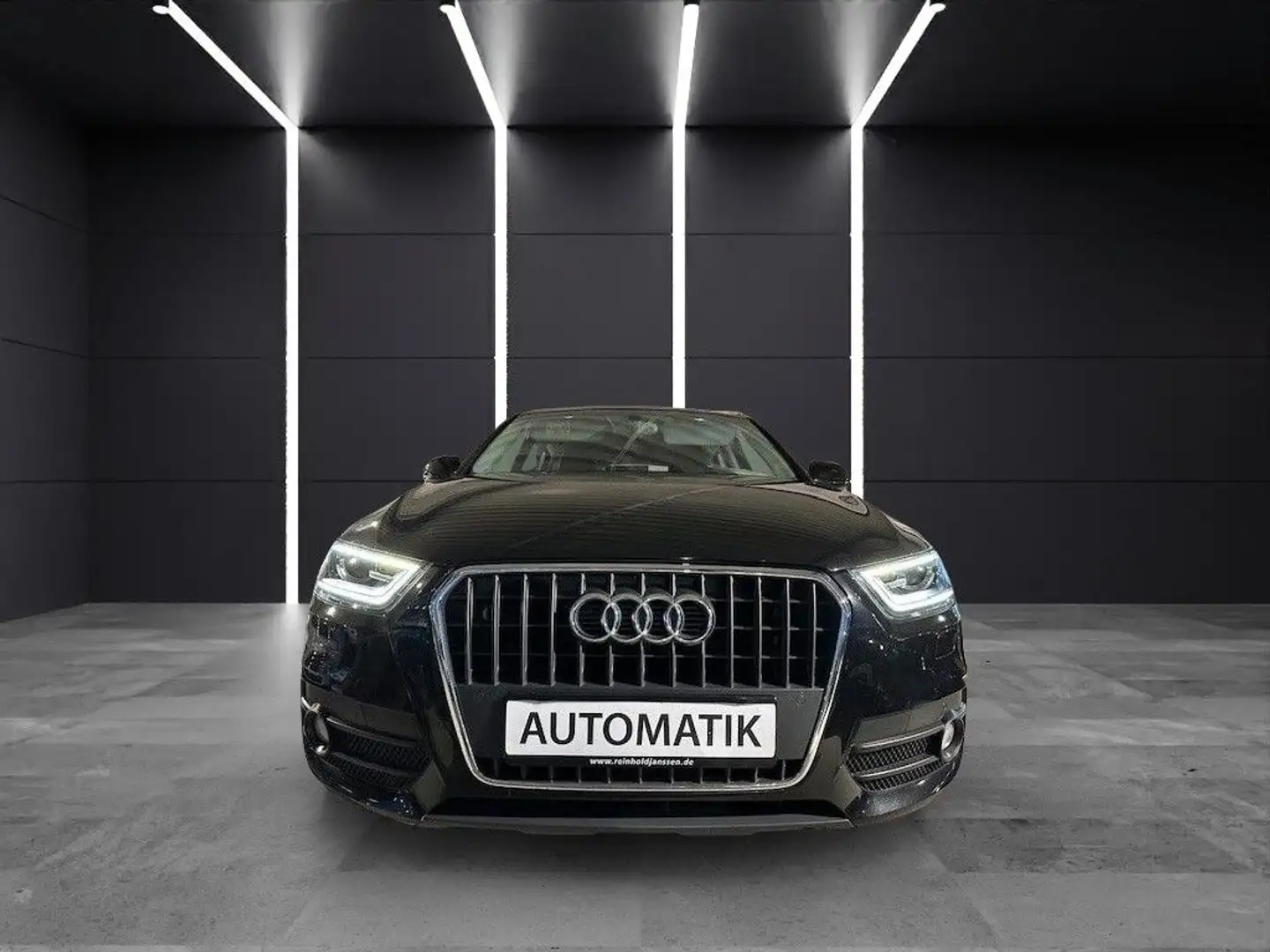 Audi Q3 1.4 TFSI Sport/Bi-Xenon/Navi/AHK/Keyless Go/P Negro - 2