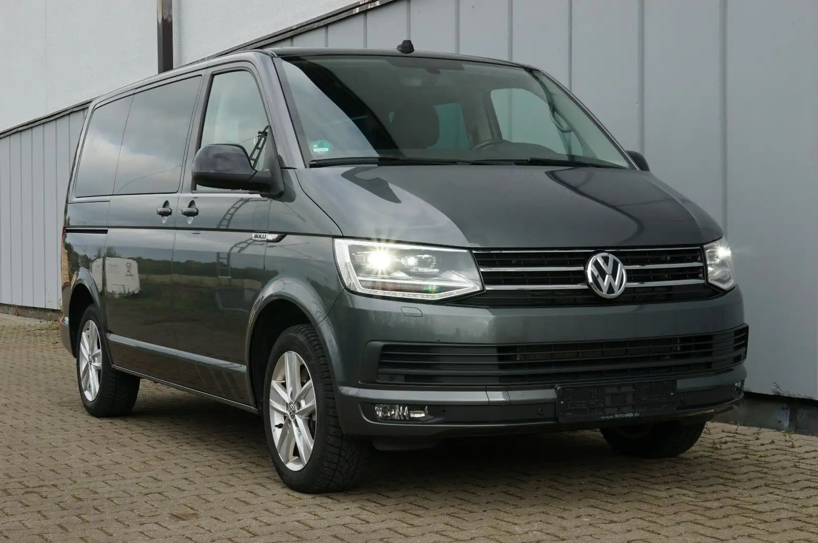 Volkswagen T6 Transporter T6 Multivan 8-fach/Standheiz/AHK/Kindersitz/LED Grau - 1