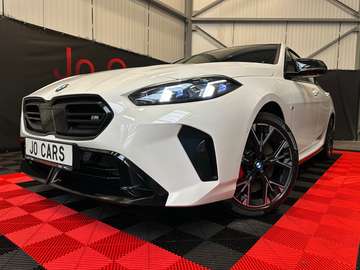 M235i X drive/M Seats/Headup/Camera/H&K/Keyless/