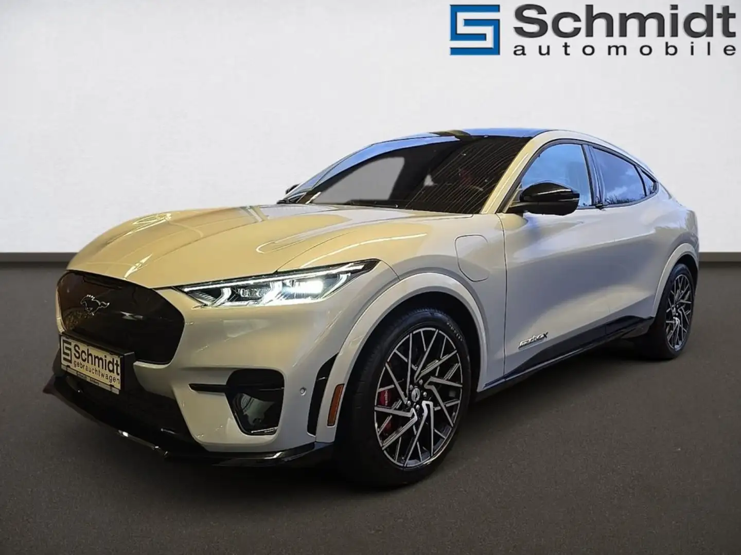Ford Mustang Mach-E Elektro 91kWh Extended Range AWD GT Blanc - 2