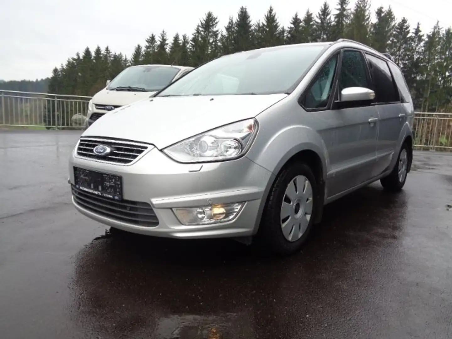 Ford Galaxy Trend  2,0 140PS Autom WP  WI+So PPvo+hi Anhk. Argento - 1