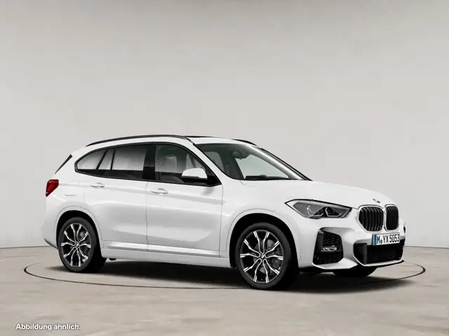 BMW X1 view 9