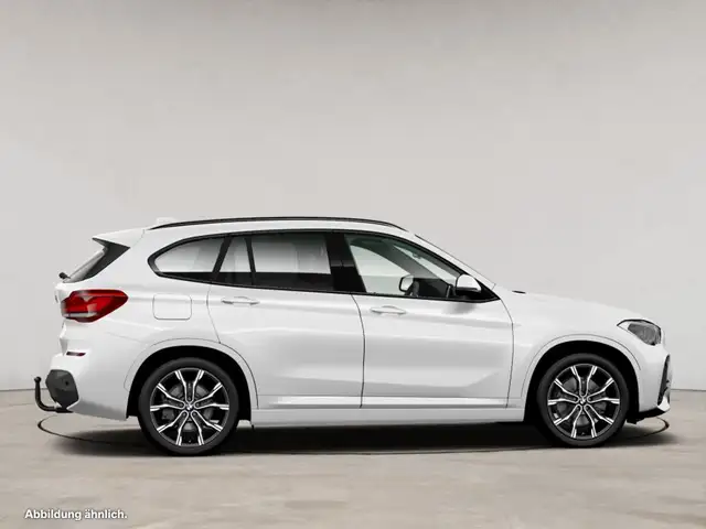 BMW X1 view 8