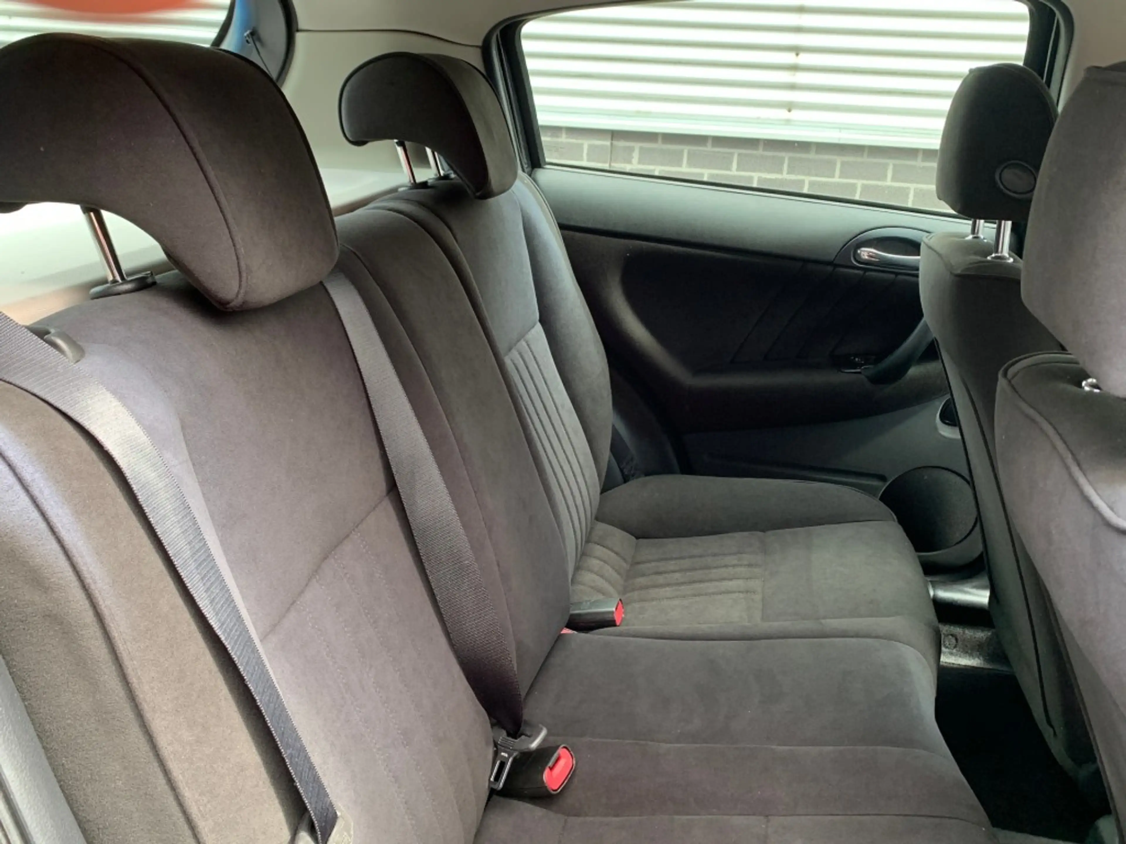 Alfa Romeo 147 1.6TS 16v 120pk 5 drs. Distinctive — photo 14
