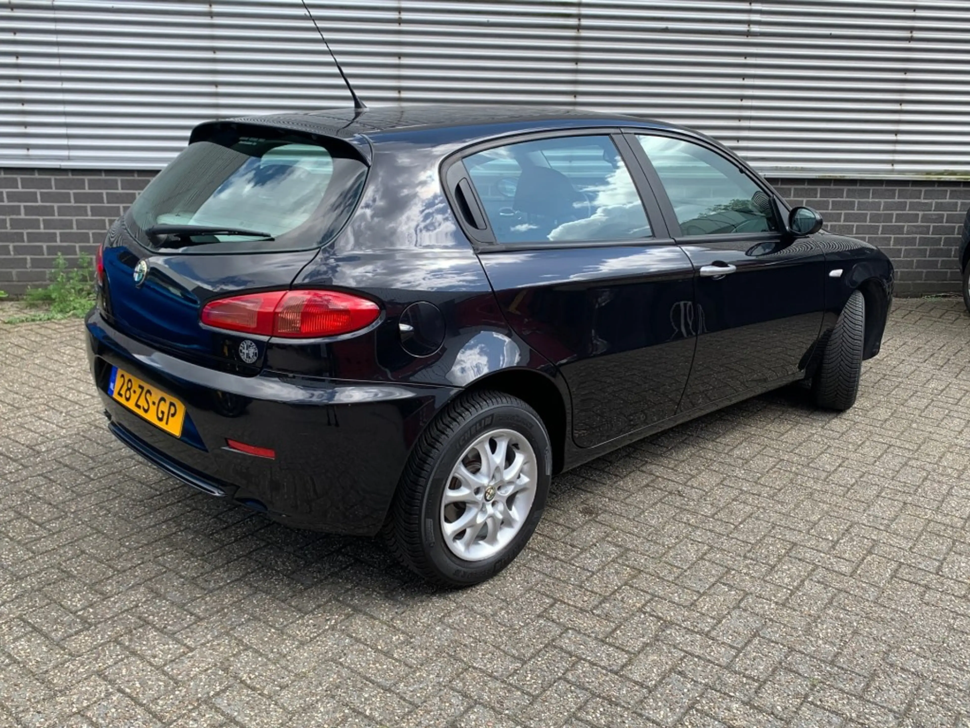 Alfa Romeo 147 1.6TS 16v 120pk 5 drs. Distinctive — photo 7