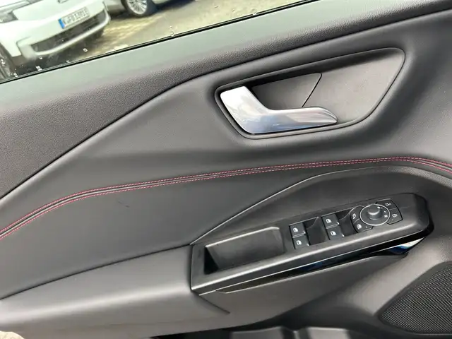 Ford Puma view 13