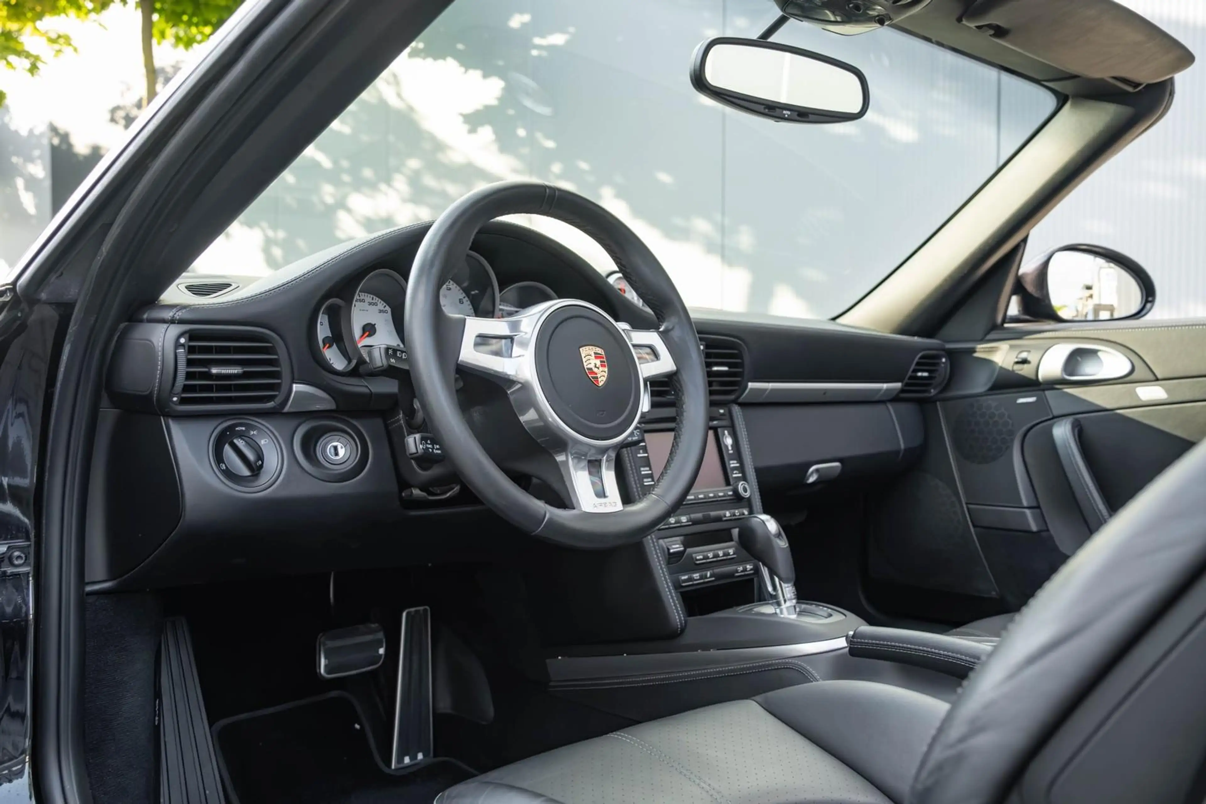 Porsche 997 .2 Turbo Cabriolet *Sport Chrono Plus*BOSE* — photo 11