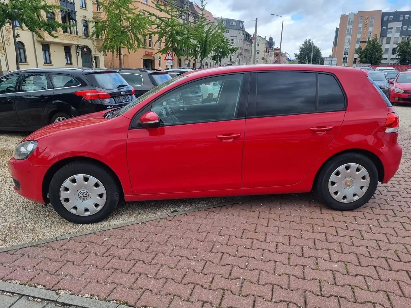Volkswagen Golf Comfortline Rouge - 2