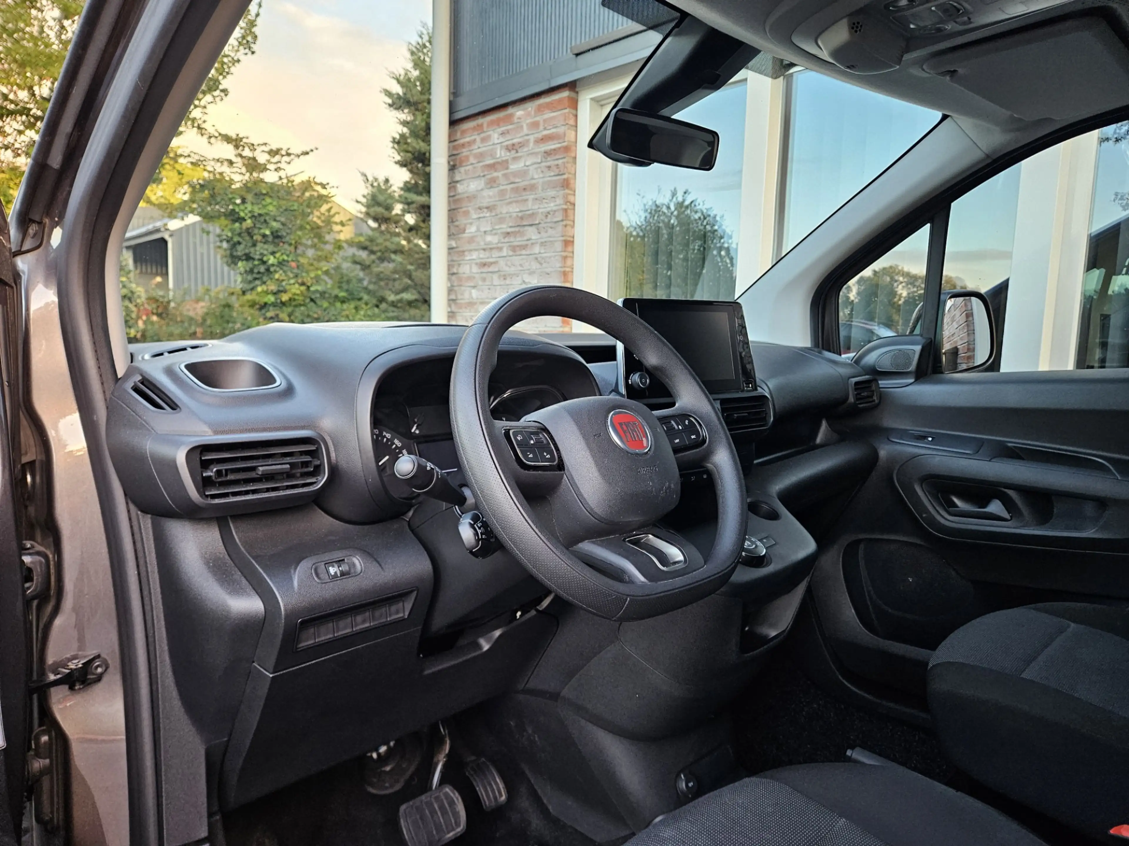 Fiat Doblo 1.5D 130pk L2 1000kg Automaat! 130PK! NAP! Mooie/N — photo 2