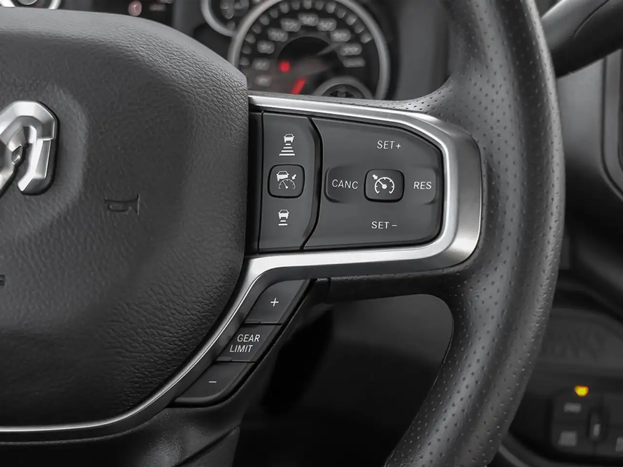 RAM 5500 снимка RAM 5500