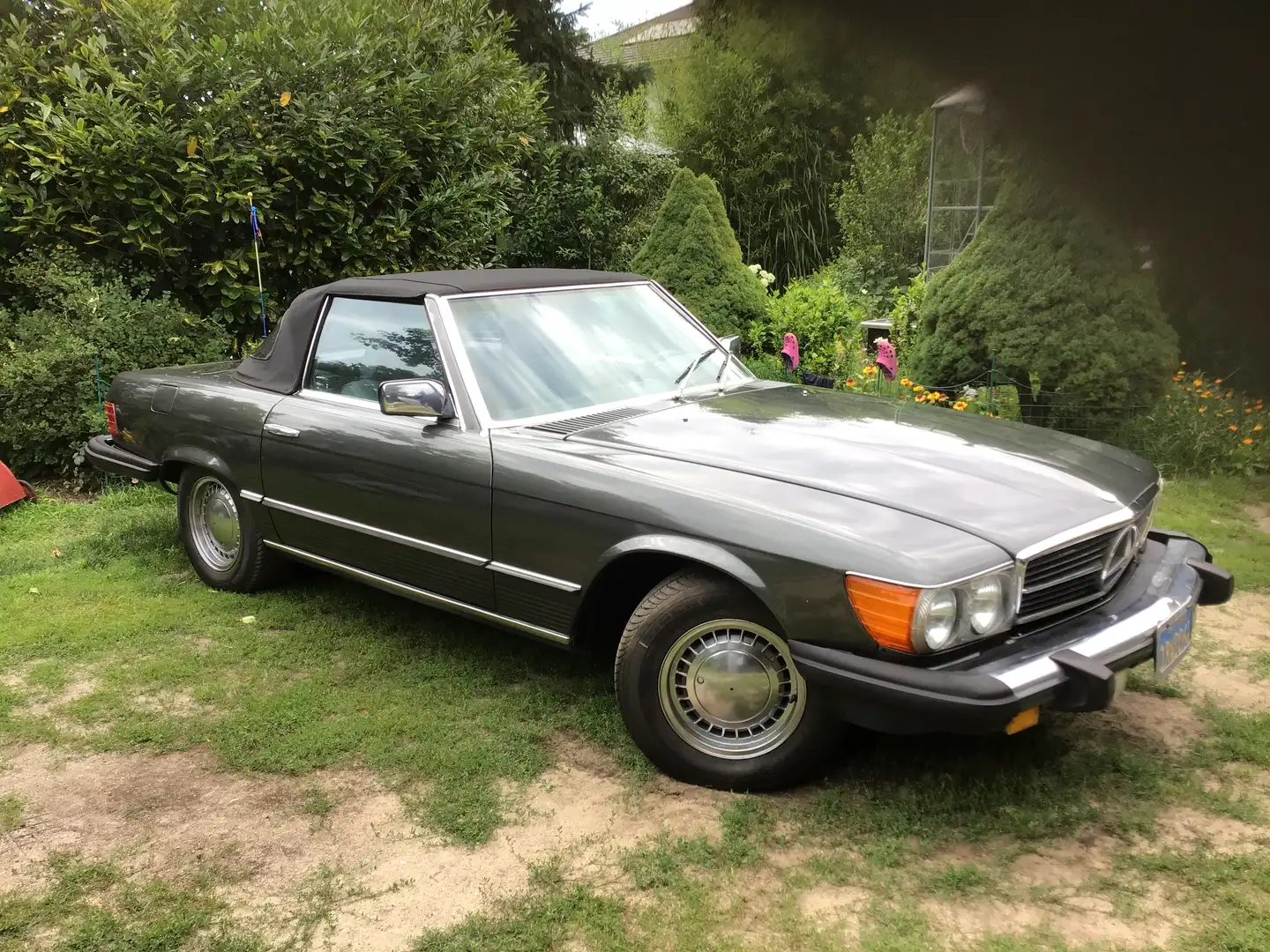 Mercedes-Benz SL 380 Grau - 1