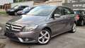 Mercedes-Benz B 180 7G AMG-Line*beiges Leder*Navi*17"*PDC*SH*S-Wippen Gris - thumbnail 3