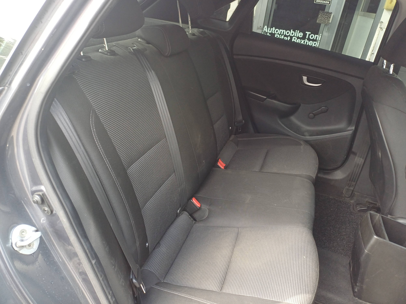Hyundai i30 i30 Diesel blue 1.6 CRDi Trend — photo 10