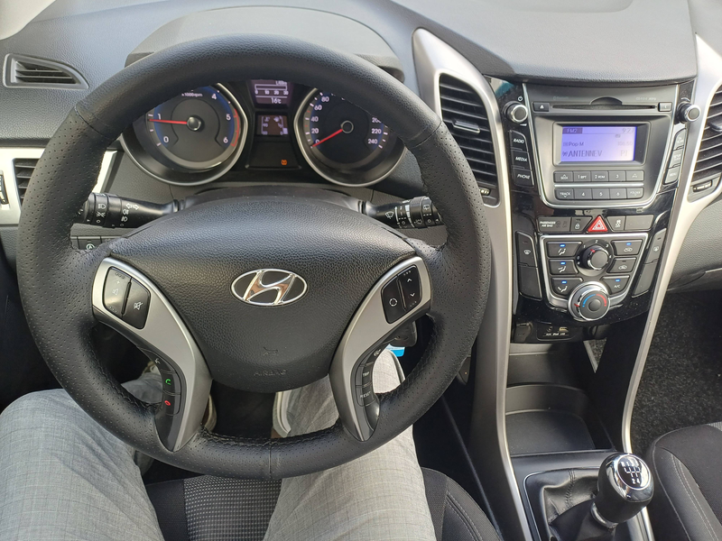 Hyundai i30 i30 Diesel blue 1.6 CRDi Trend — photo 11