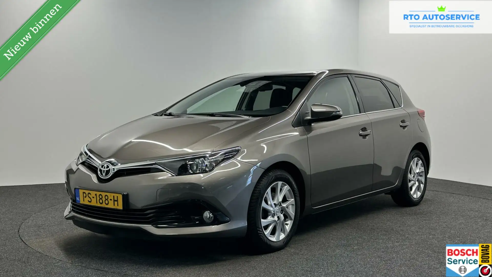 Toyota Auris 1.2T Aspiration|Navi|Camera|Airco|Cruise| Grijs - 1