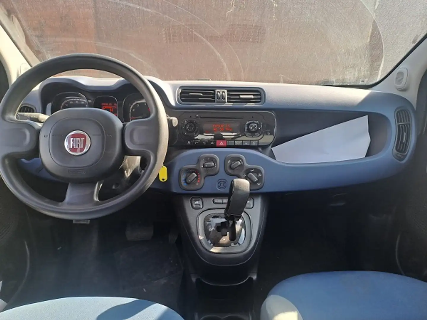 Fiat Panda 0.9 TwinAir Trekking Gris - 2