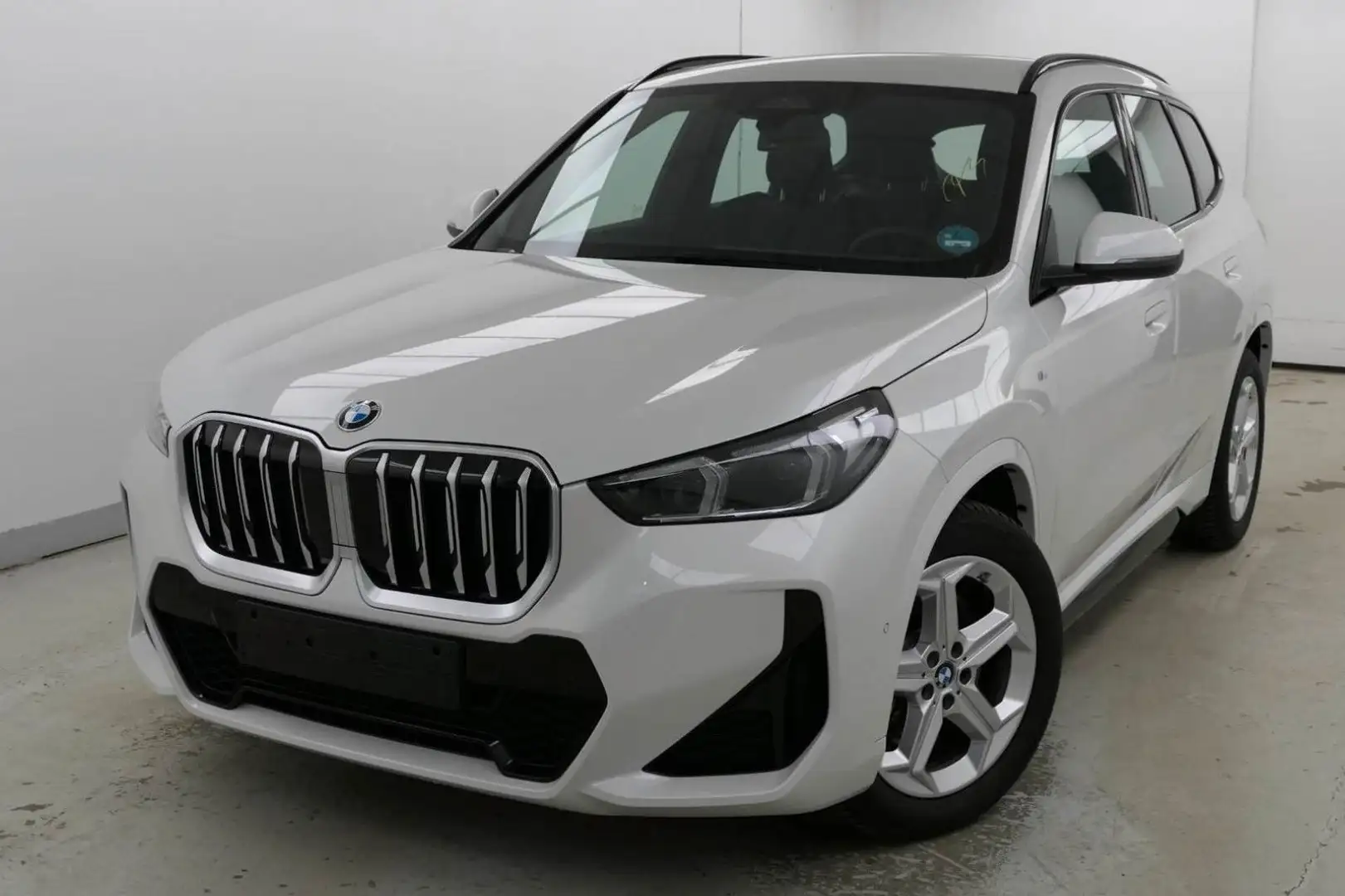BMW X1 23d xDrive M Sport H-K KZU LED Memory QI RFK Weiß - 2